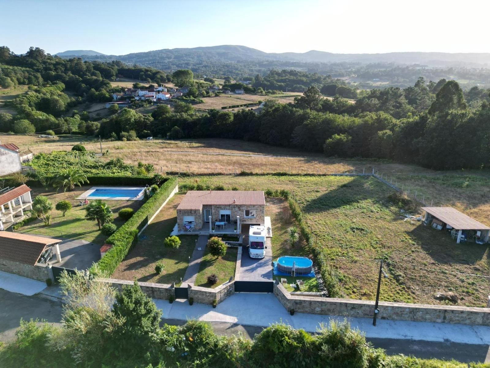 Casa Vanguardista En El Campo Cerca De Santiago 폰테베드라 외부 사진